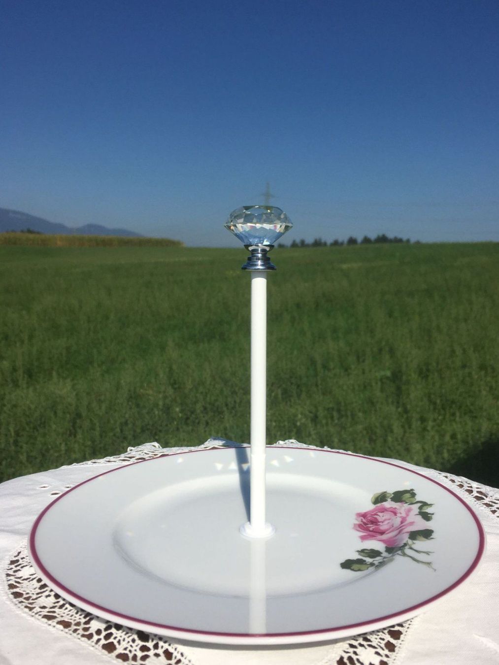Piatti: ETAGERE MIT GESCHLIFFENEM GLASKOPF – Usato da Subingen venduto da Etageren 2