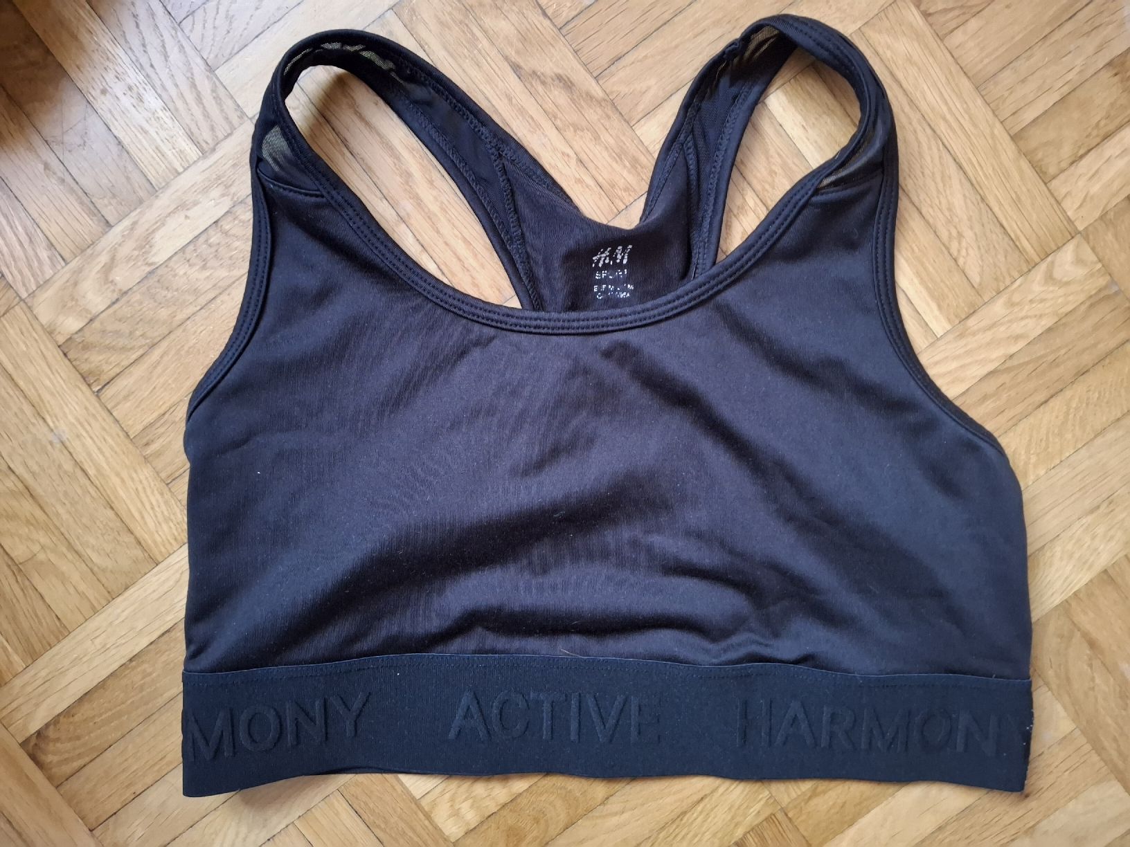 H&M Top: Brassière de sport H&M noir – Nuovo (secondo la descrizione) da La Tour-de-Peilz venduto da AliciaaG