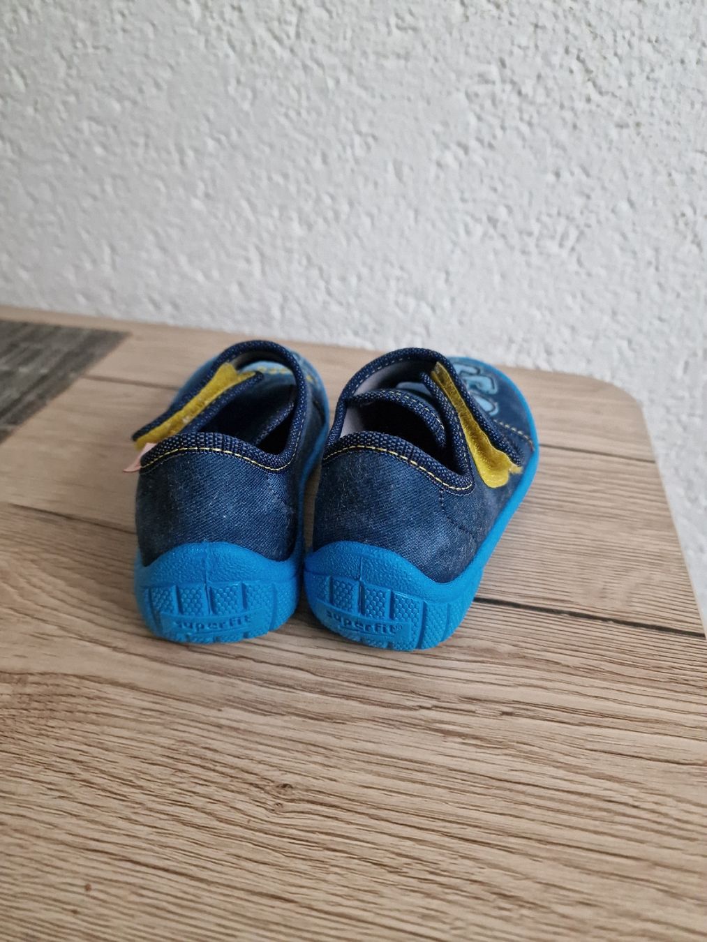 Superfit Scarpe per ragazzi: Superfit Hausschuhe Gr. 23 – Usato da Lyss venduto da kar_vgn2 3
