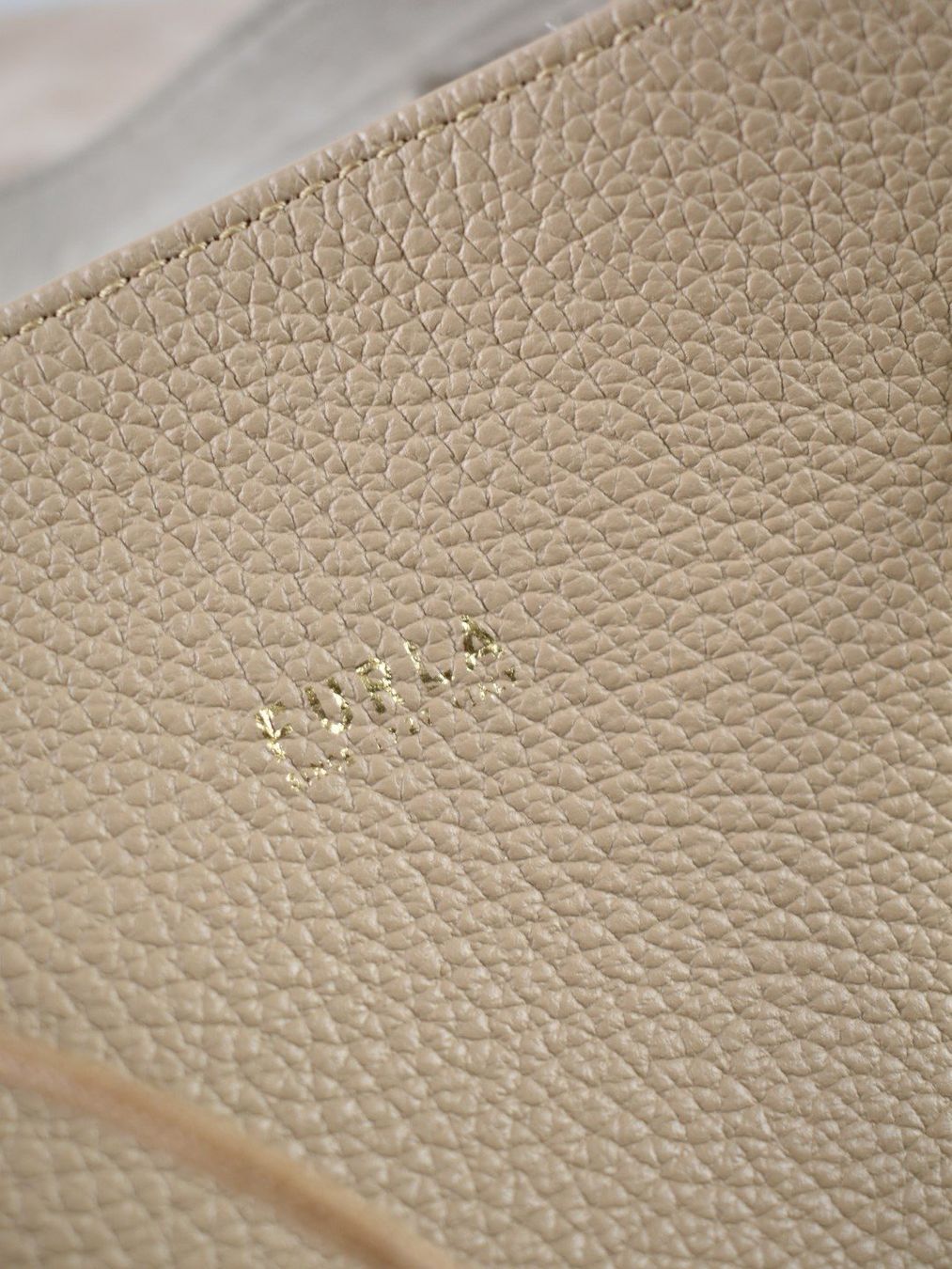 Furla Zaini: Furla Net Rucksack, Leder, beige, neuwertig – Nuovo (secondo la descrizione) da Nürensdorf venduto da 2ND_STORY 7