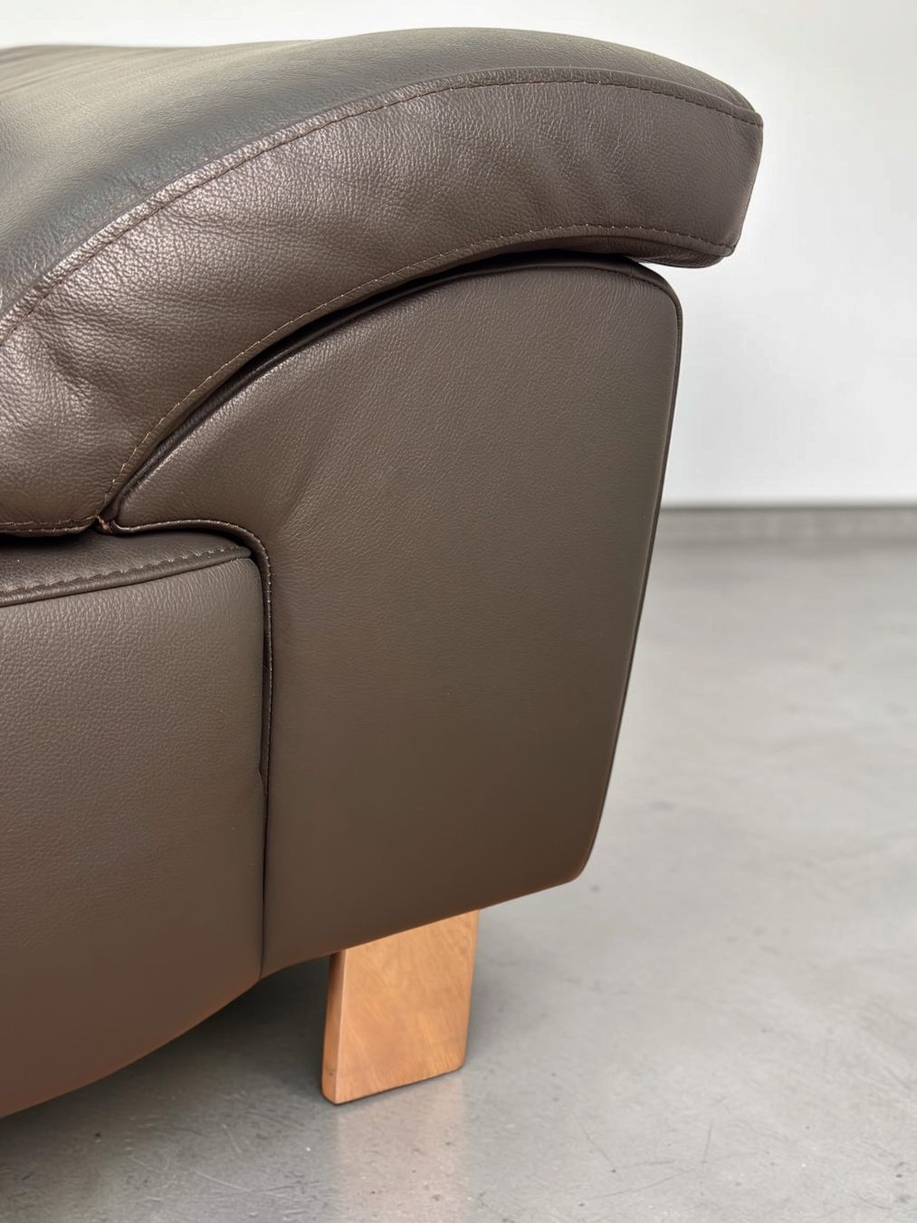 Divani: Ecksofa aus echtem Rindsleder, tabakbraun – Usato da Bachenbülach venduto da Sofalab.swiss 9