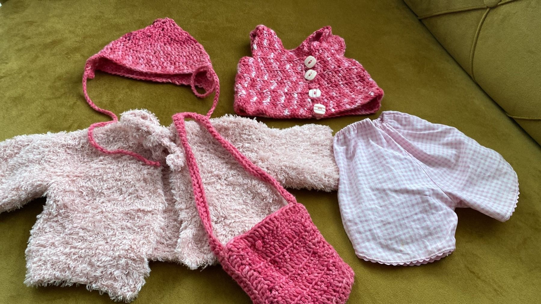 Bambole: Puppen Kleider gehäckelt/gestrickt – Usato da Dagmersellen venduto da sheli17 1