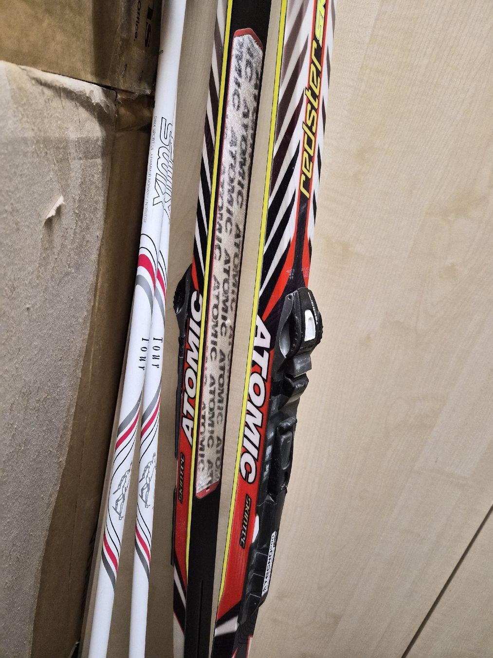 Atomic Skis: Matériel complet de ski de fond – Gebraucht aus Delémont von antomonnin 5