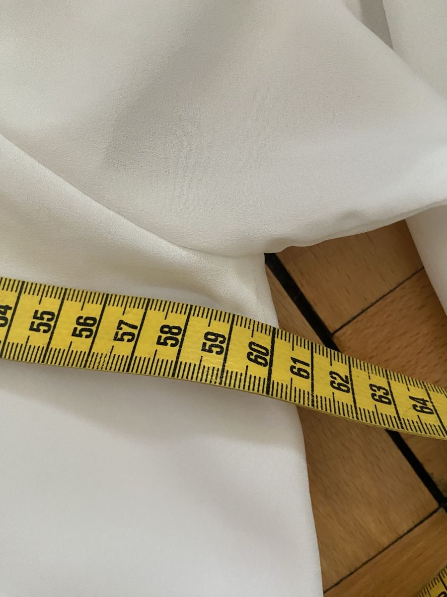 Camicette: Edle Bluse mit Glitzerbesatz Gr.42/44 – Nuovo (secondo la descrizione) da Zürich venduto da Unique2400 3