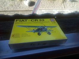 Vintage Fiat CR 32 Flugzeug 1:72, neu! Maquette avion neuf