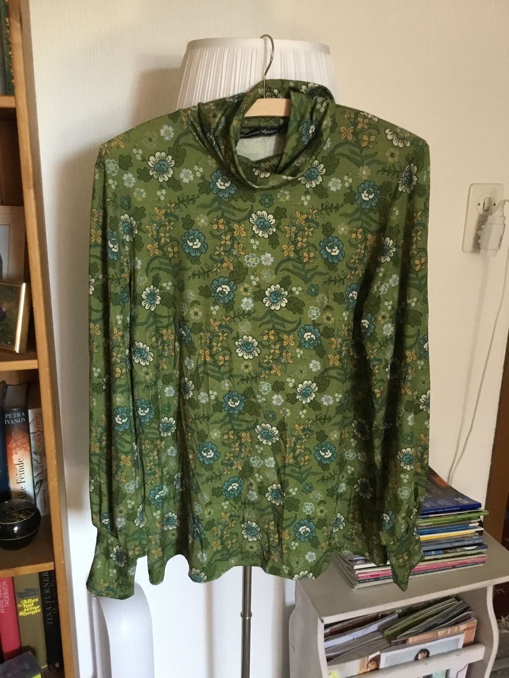 Gudrun Sjöden Maglioni & Felpe: Rollkragen Shirt Gr. L – Nuovo e nell'imballaggio originale da Zürich venduto da marmely