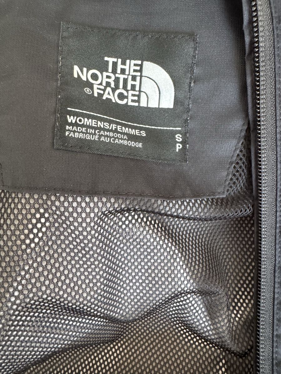 North Face Giacche: Regenjacke / Windjacke North Face – Usato da Kirchberg BE venduto da Summermeitschi19