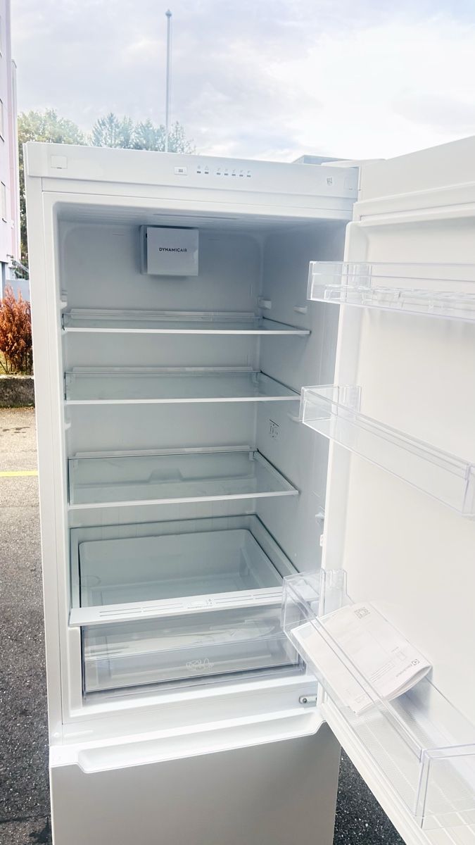 Electrolux Kühlschrank: Electrolux Kühlschrank Weiss – Neu (gemäss Beschreibung) aus Embrach von yap_jwh6 1