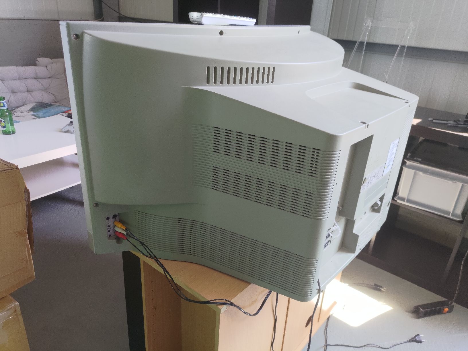 JVC Appareils TV: JVC HV-32P37SUE Röhrenfernseher – D'occasion à Leimbach AG par  4