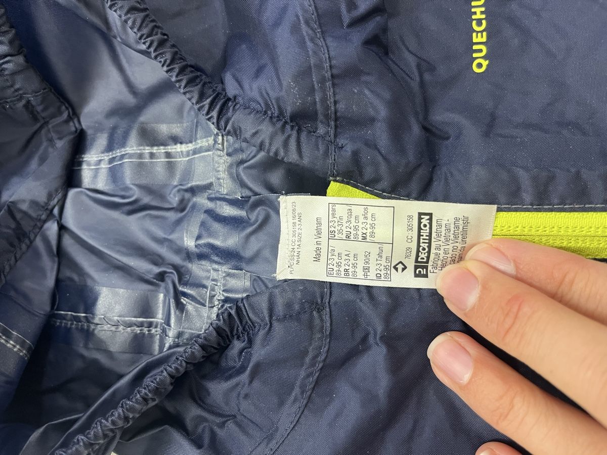 Decathlon Giacche & Cappotti: Regenjacke 89/95 cm – Usato da Merenschwand venduto da ter_5tgt 1