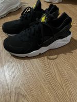 Nike Huarache Herren Turnschuhe Schwarz Grösse 44 guter Zust