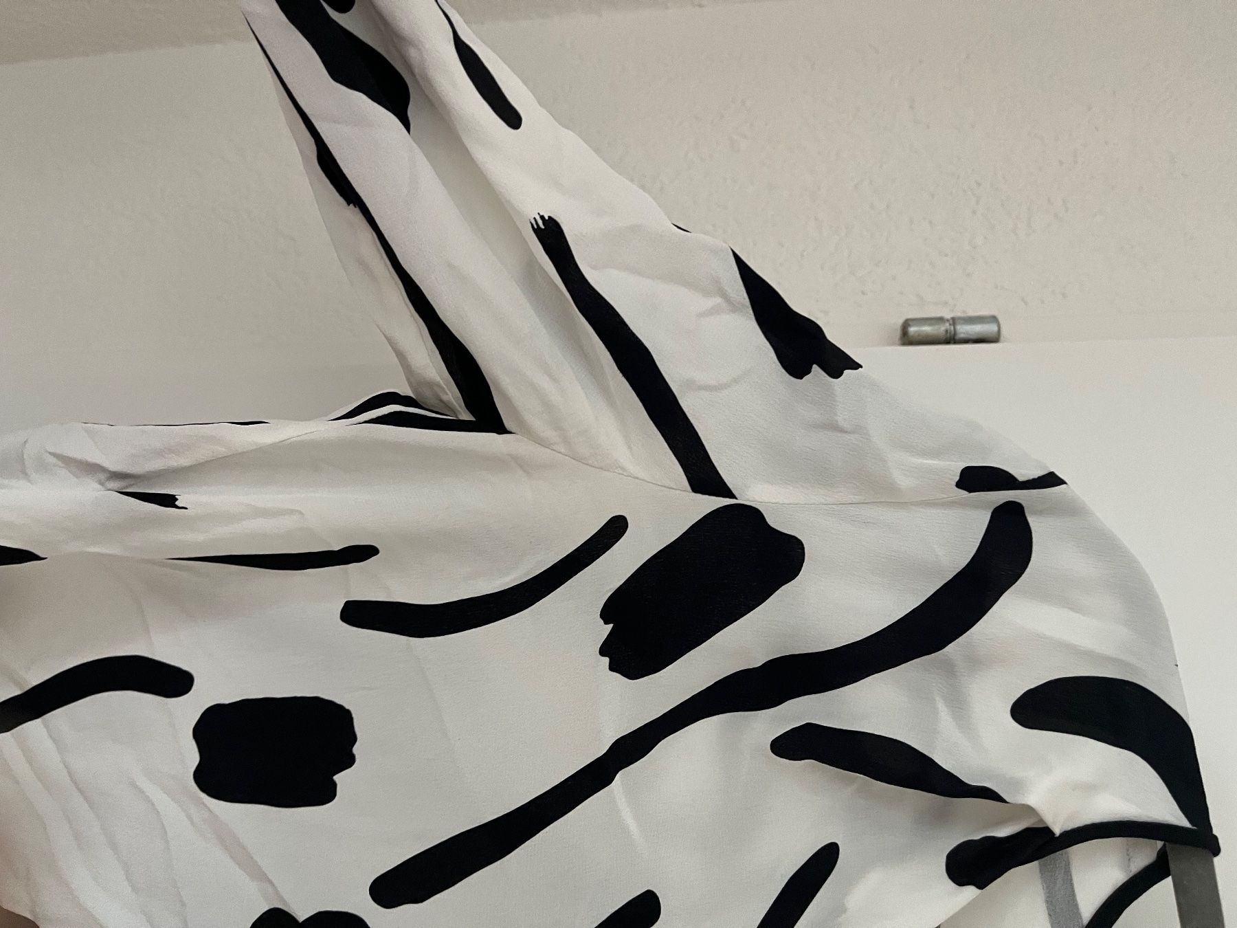 Diane von Furstenberg Camicette: Diane von Furstenberg seidenbluse M – Usato da Baar venduto da DealDiHei 1
