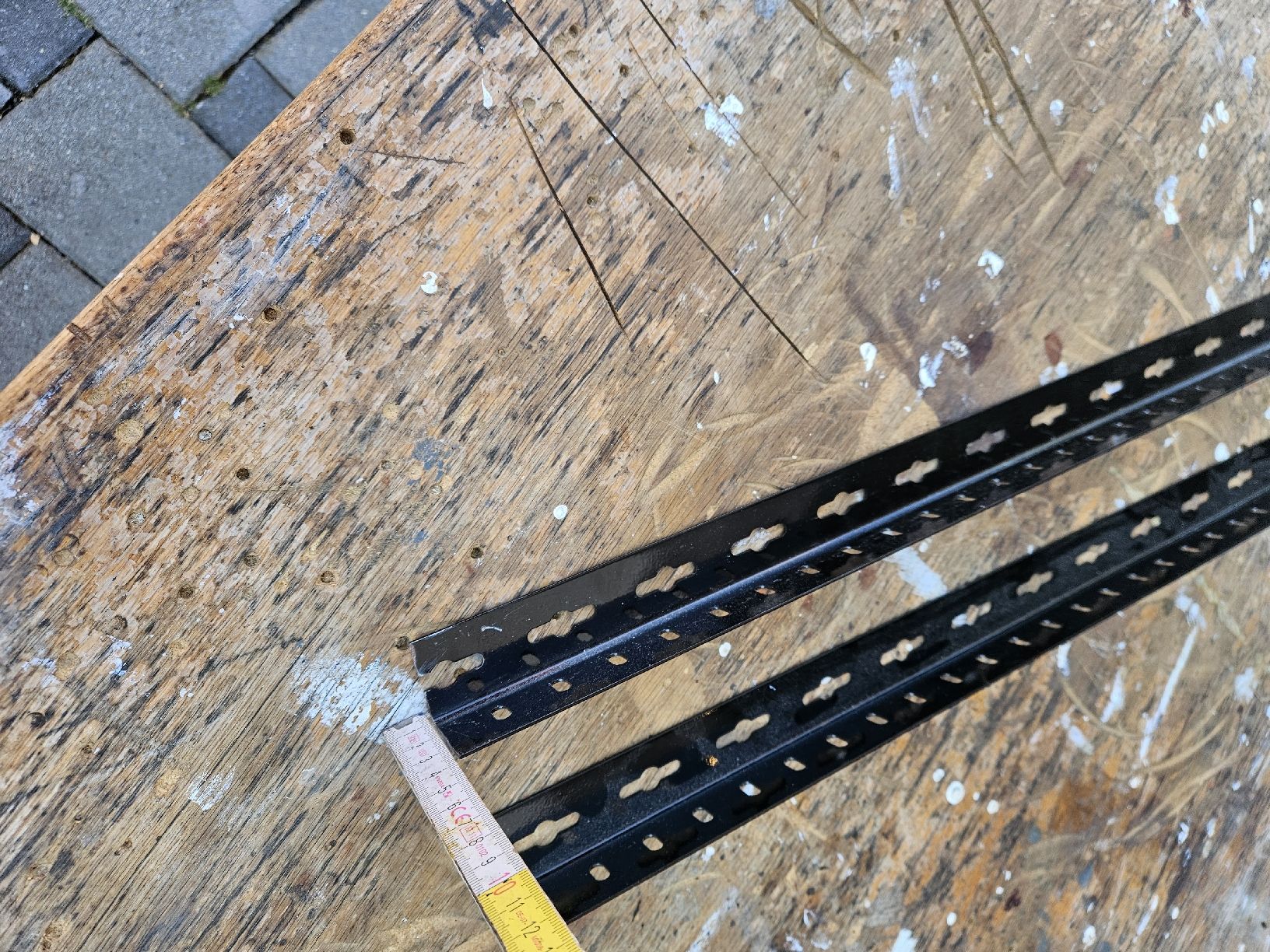 Regale: 2 Stk. Mettallwinkel gemäss Bild – Gebraucht aus Bonstetten von Brigitte04volle 4