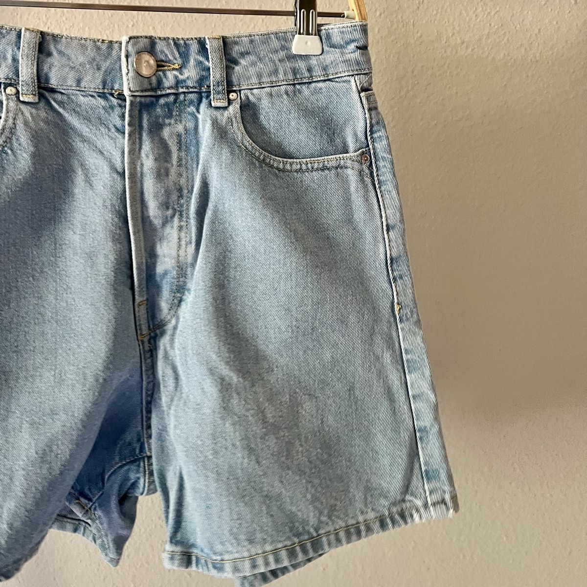 Zara Jeans: ZARA Denim Shorts – Nuovo (secondo la descrizione) da Lütisburg venduto da mahee 1