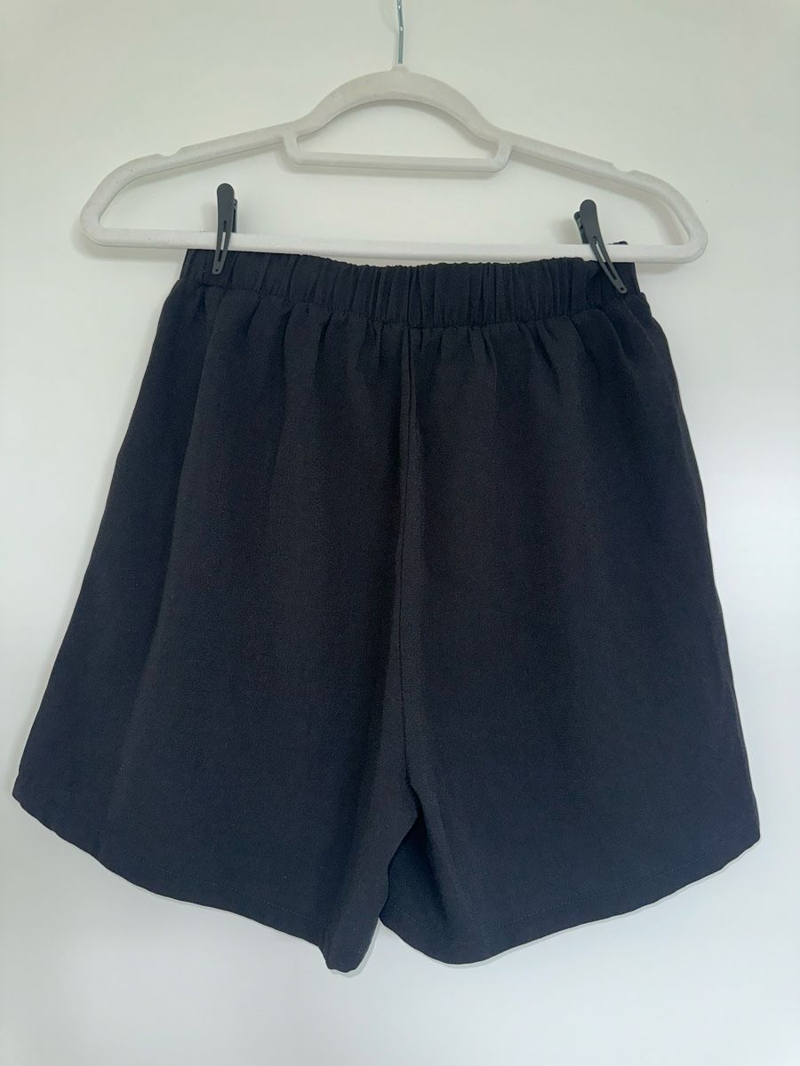 Vero Moda Gonne: Vero Moda Hosenrock schwarz – Usato da Pratteln venduto da sia_uk27 2