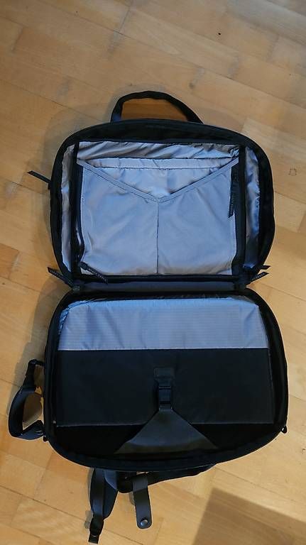 Zaini: BLACK EMBER FORGE 20 MAX - 3 WAY PACK - BRIEFCASE, RUCKSACK, – Usato da Zürich venduto da tobigs 2
