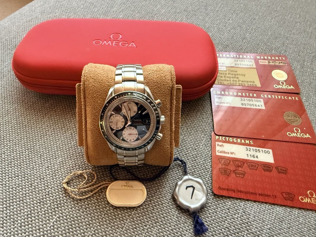 Omega Uhren: Omega Speedmaster Date  Automatic 40mm – Gebraucht aus Gstaad von Amerboueta