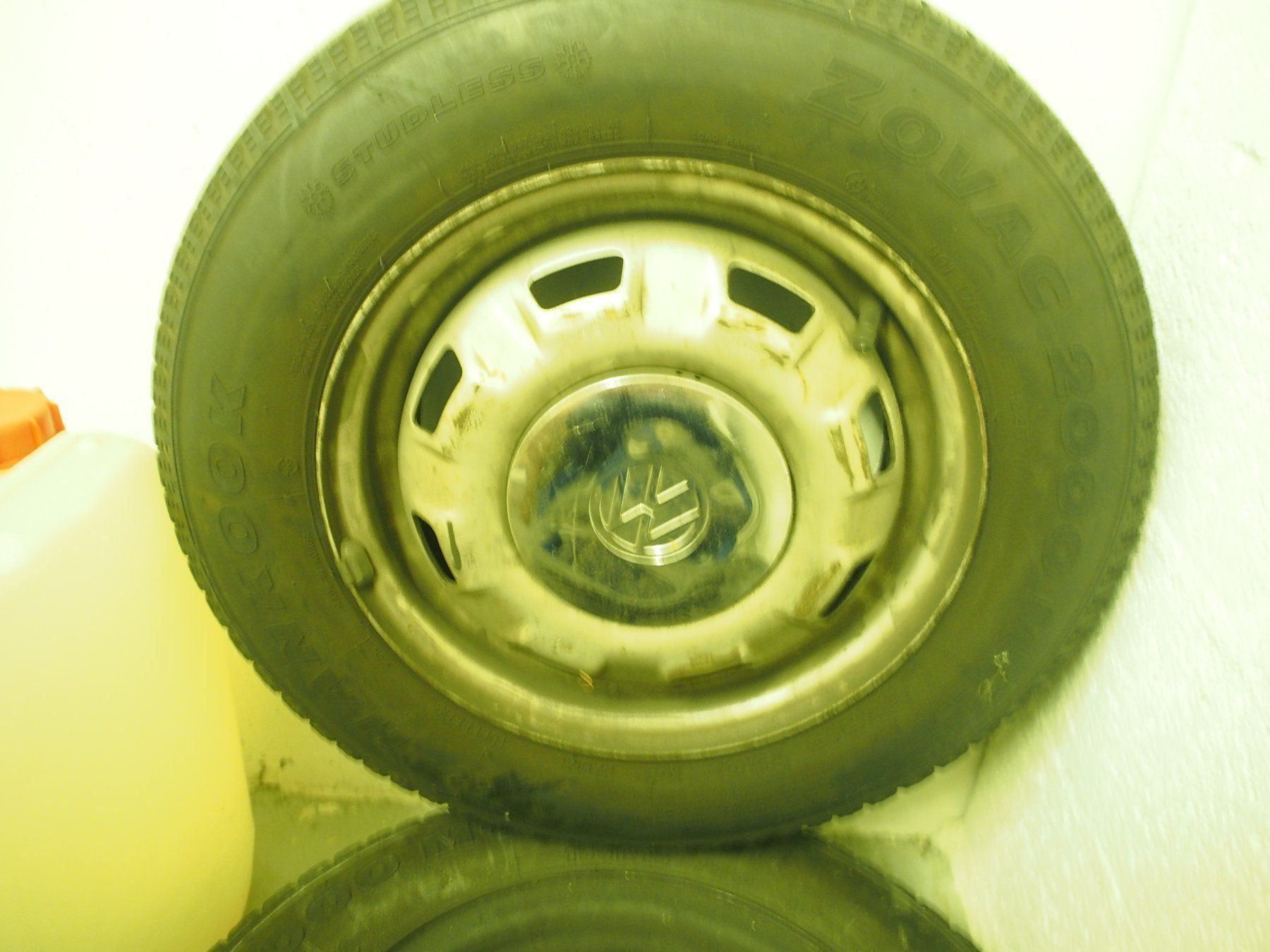 Pneumatici & Ruote complete: 2 roues VW Golf II ou Jetta II – Usato da Meyrin venduto da SRemka 1