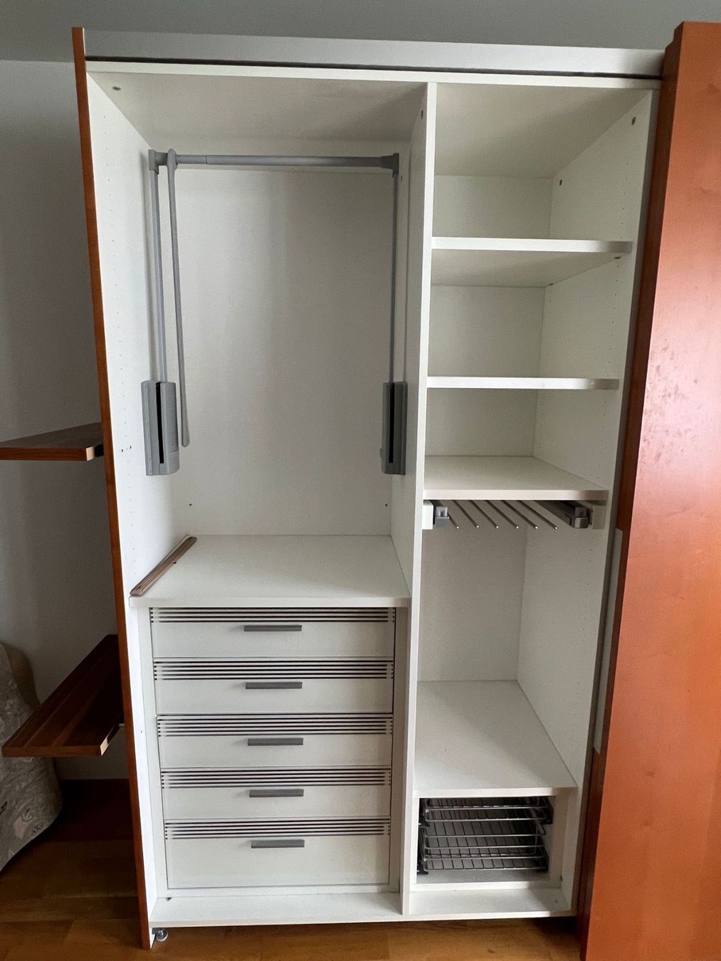 Pfister Armadi: Kleiderschrank Möbel Pfister – Usato da Solothurn venduto da Spicar 4