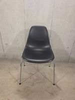 Eames / Vitra / herman miller