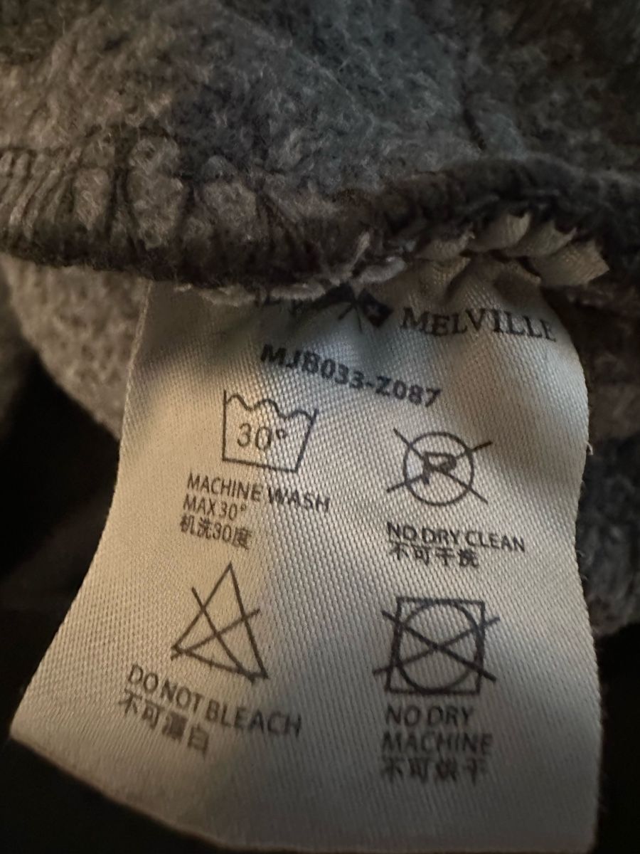 Brandy Melville Maglioni & Felpe: Brand Melville Sweatshirt – Usato da Eschenbach LU venduto da Tatzi1 5