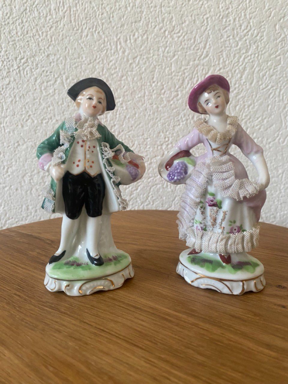 Figuren: Porzellan Figuren Paar – Gebraucht aus Zumikon von Frauenecke 1