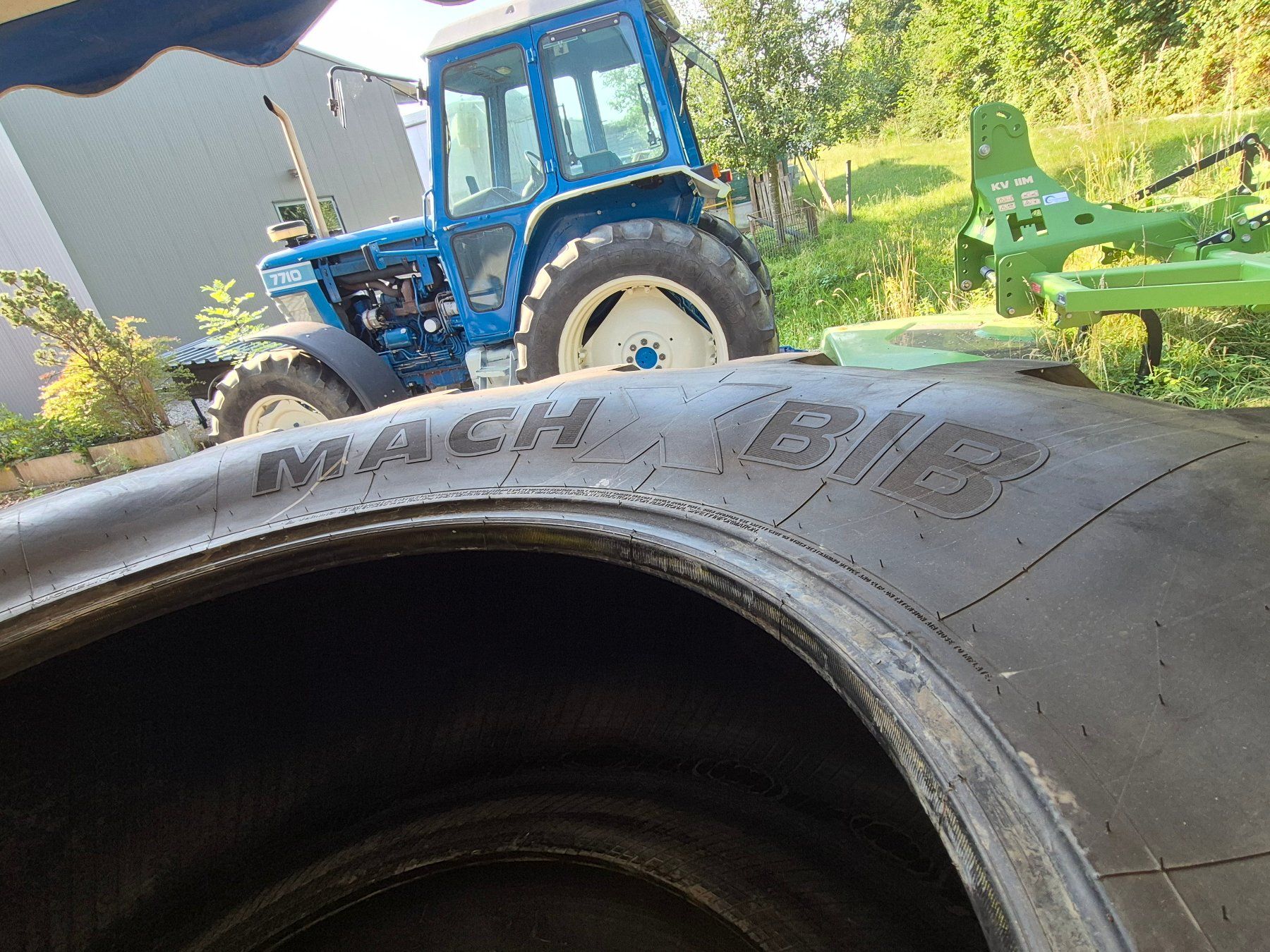 Tracteurs: Traktorpulling Reifen Michelin 710/70 R38 – D'occasion à Willisau par Fuge02 3