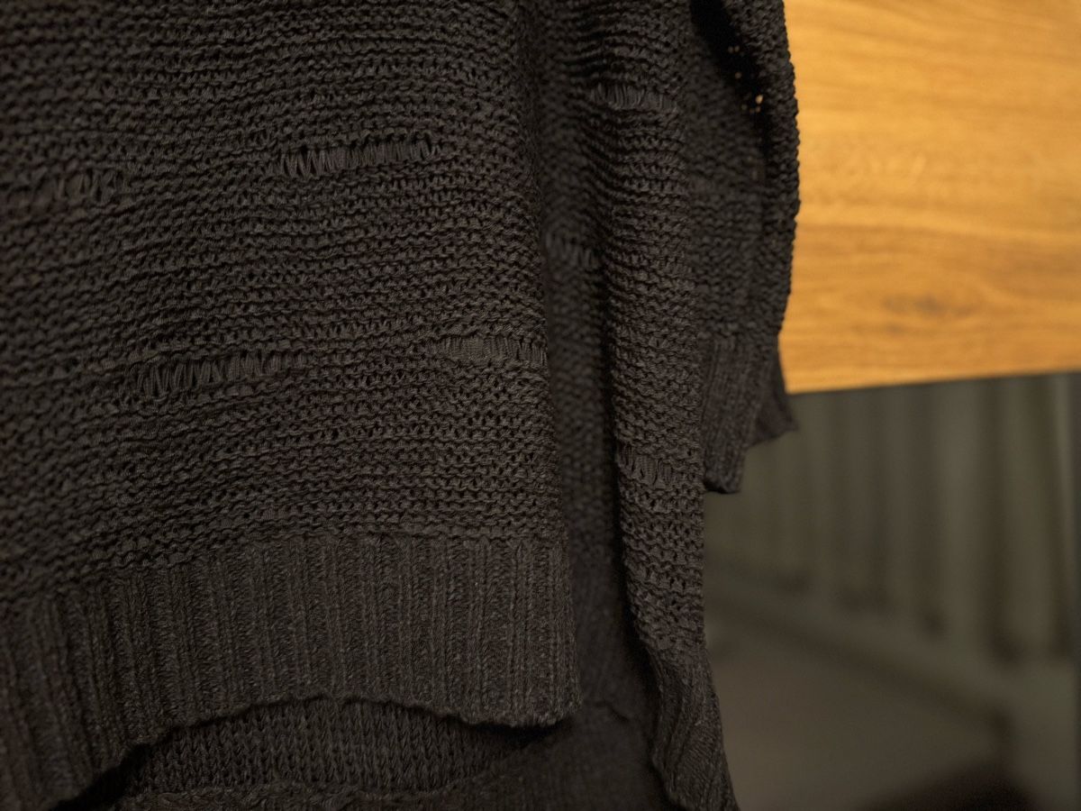 H&M Pullover & Sweatshirts: Schwarzer, leichter Strickpullover H&M Grösse L. – Gebraucht aus Adliswil von StephanieAnnina 4