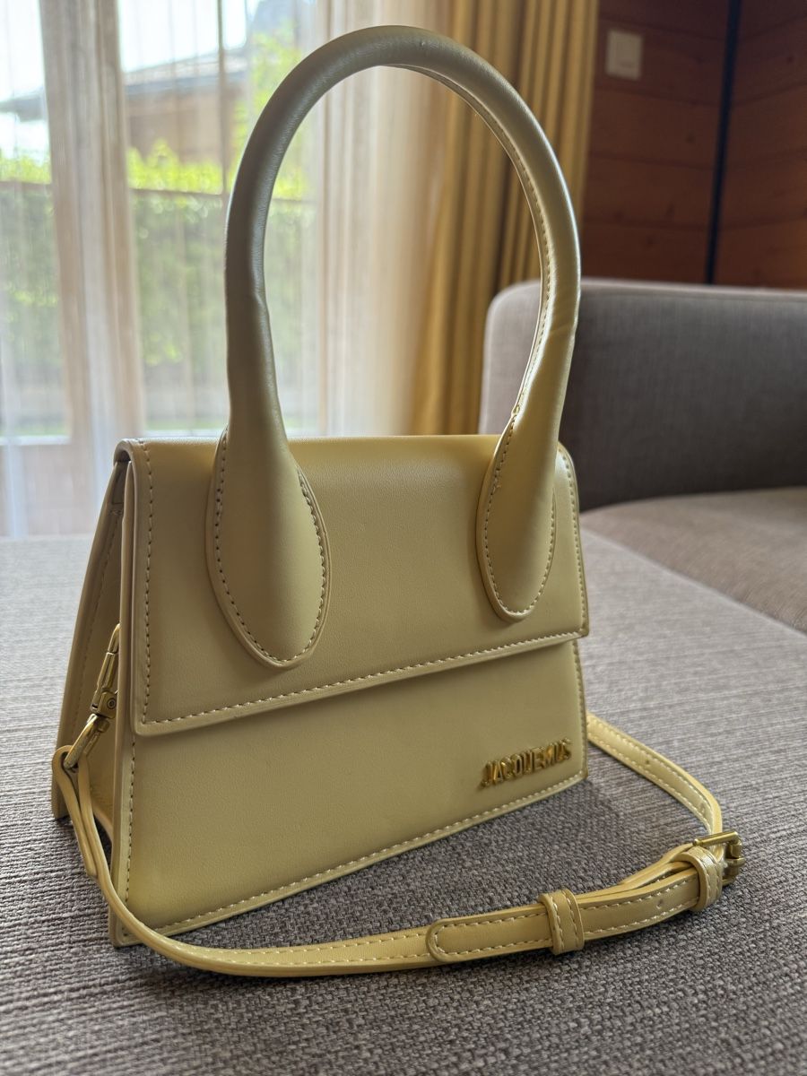 Taschen für Damen: Jacquemus Medium Chiquito bag – Neu (gemäss Beschreibung) aus Villars-sur-Ollon von SamBammm 1