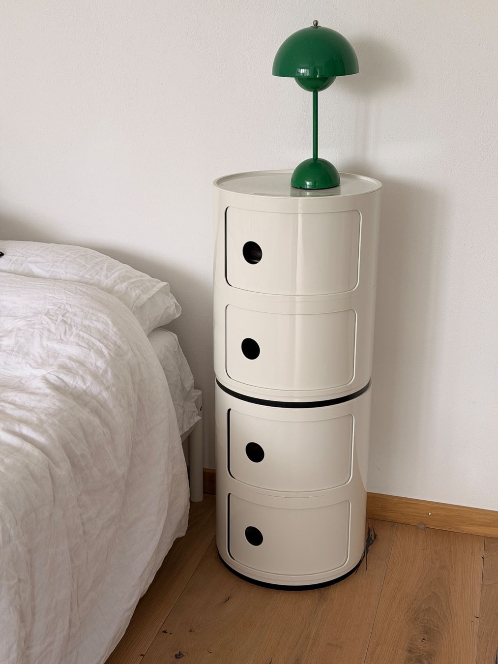 Kartell Comodini: 2 x componibli kartell – Usato da Zürich venduto da ali_bb9z 1