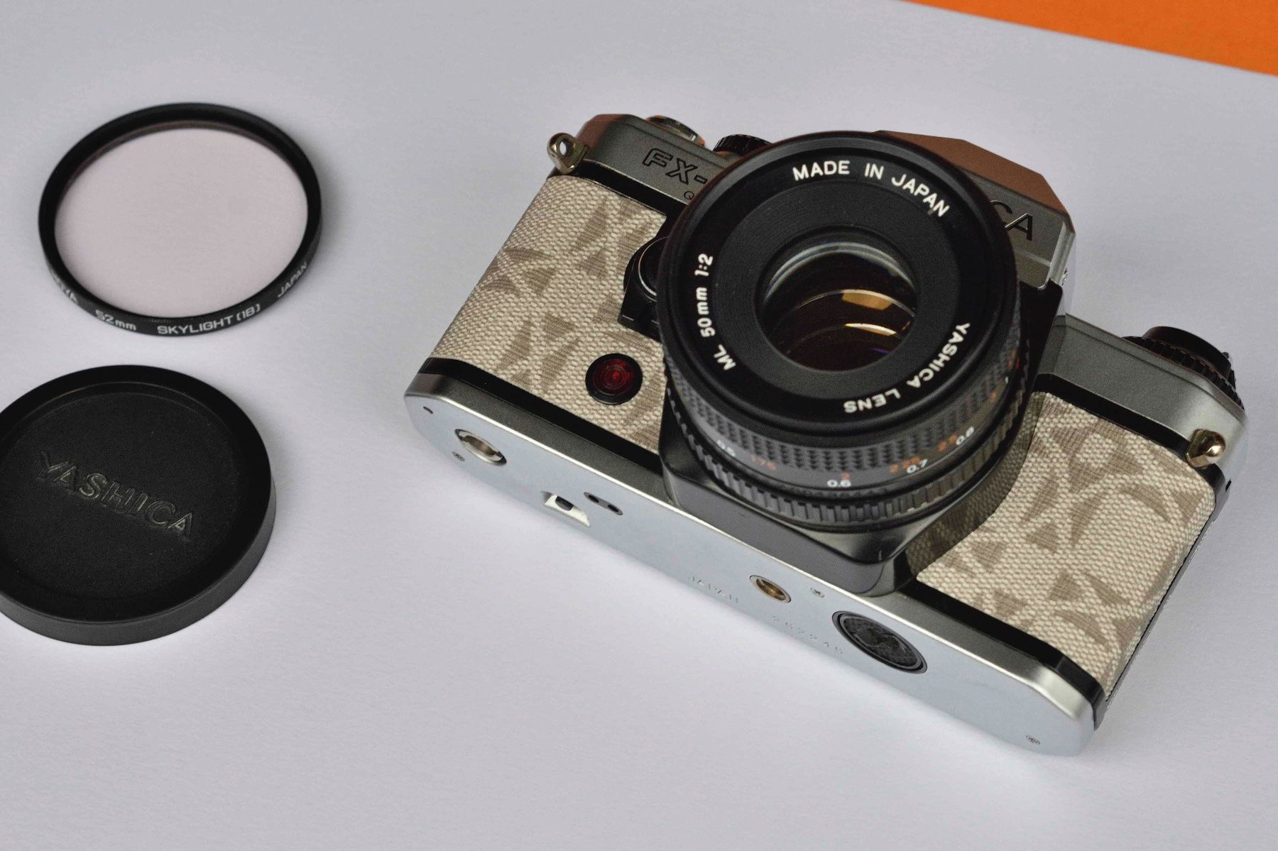 Yashica Kamera: Yashica FX-D mit Objektiv 50/2.0 - ab Service – Gebraucht aus Schwerzenbach von floridan 2