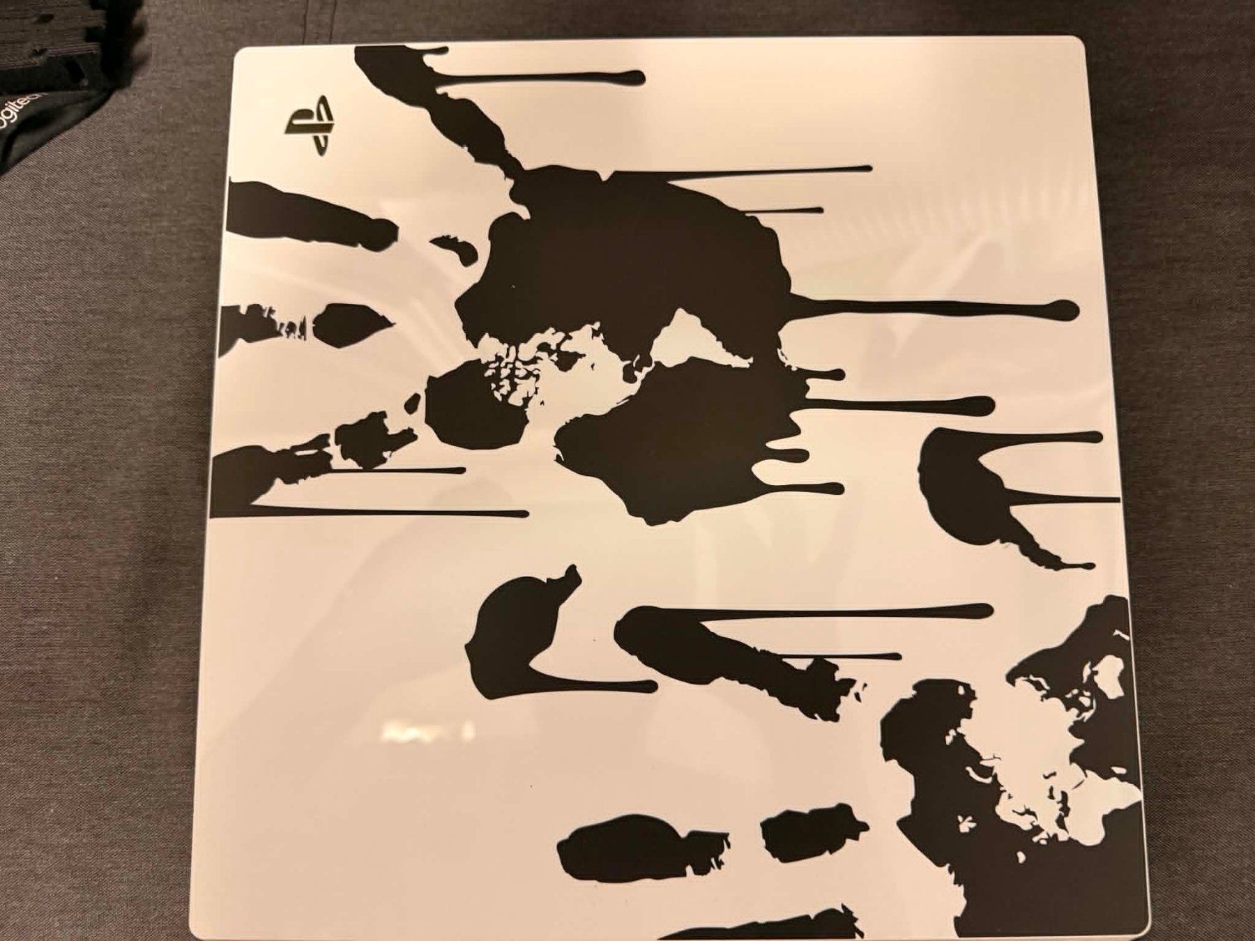 Sony Konsolen: Console Sony Playstation 4 Pro Death Stranding Edition – Gebraucht aus Giubiasco von Ticinerd 2