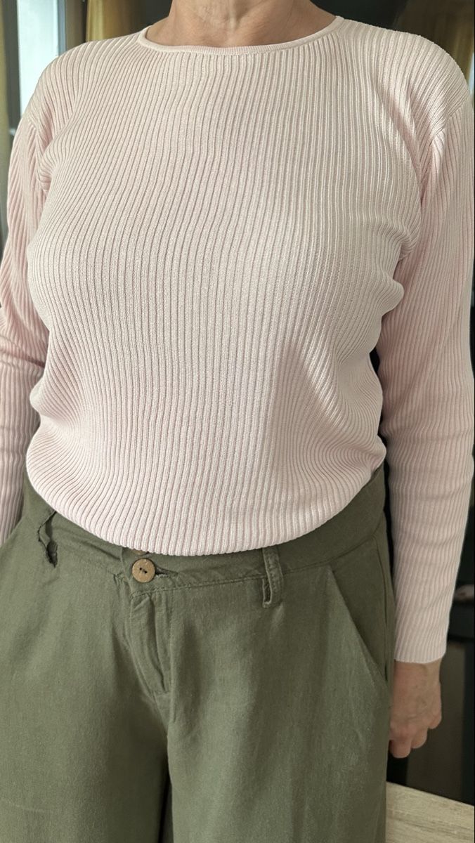Maglioni & Felpe: Pull en maille rose 100% soie taille unique, neuf – Nuovo (secondo la descrizione) da Vuippens venduto da ale_6gkb