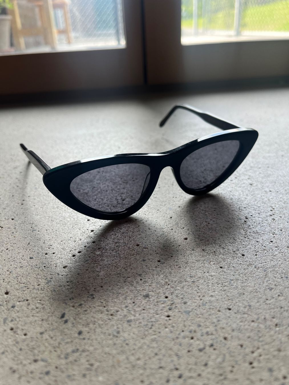 Lunettes & Verres: DE sunglasses Cateye Brille schwarz neu – Neuf (Voir description) à Horgen par Fleurdusel67 2