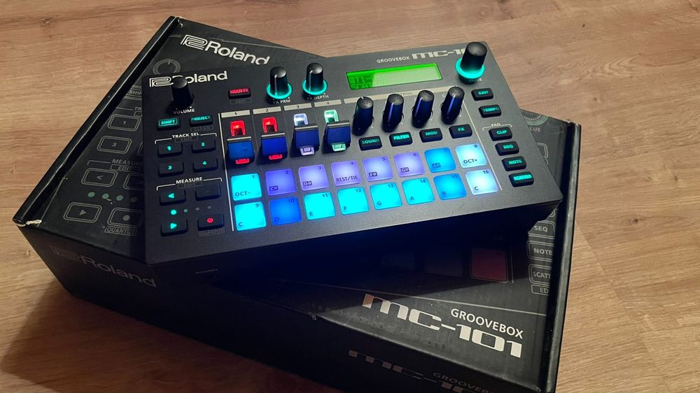 Roland MC-101 Groovebox, OVP (Gebraucht) in Büttikon AG für CHF 338 ...