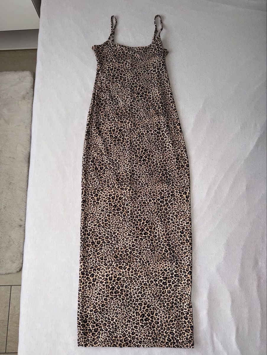Robes: Leopard Maxilleid – Neuf (Voir description) à Oftringen par soraia.i 1