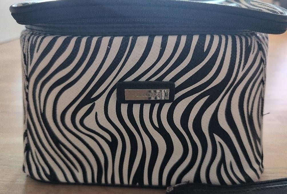 Custodie per cosmetici: Schminktasche & Necessaire Set - Zebra Muster – Usato da Lostorf venduto da HappyFlohmarkt 2