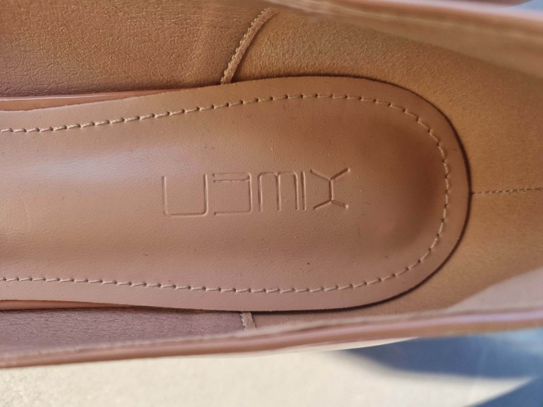 Scarpe da donna: Pumps / 42/ beige – Nuovo (secondo la descrizione) da Adlikon b.Regensdf venduto da attila63 3