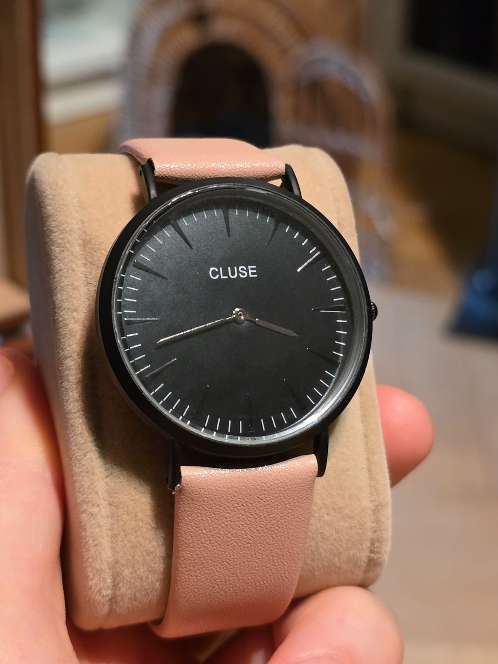Cluse Orologi: Cluse Uhr schwarz/rosa – Usato da Basel venduto da rogermorse