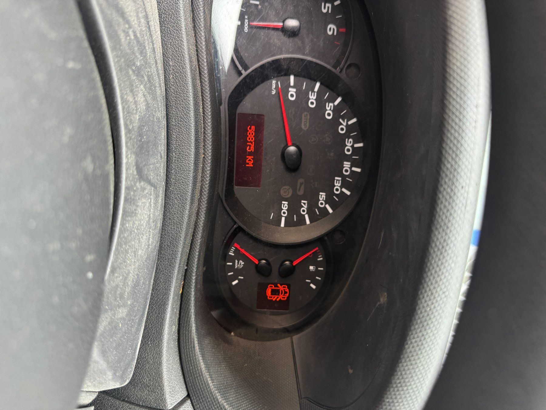 Renault Tutti i ricambio: Renault Master mit Seitengestell(Platten, Glas, Transport) – Usato da Burg im Leimental venduto da Fabiooo1 4