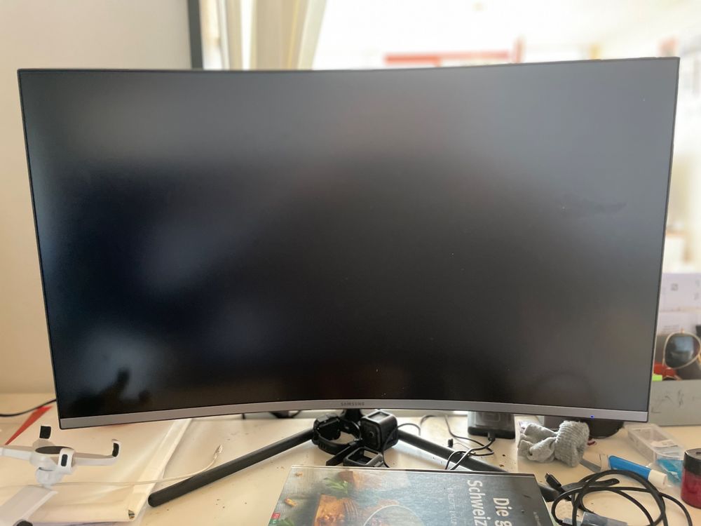 Samsung U32R590CWU 4K Monitor Kaufen auf Ricardo