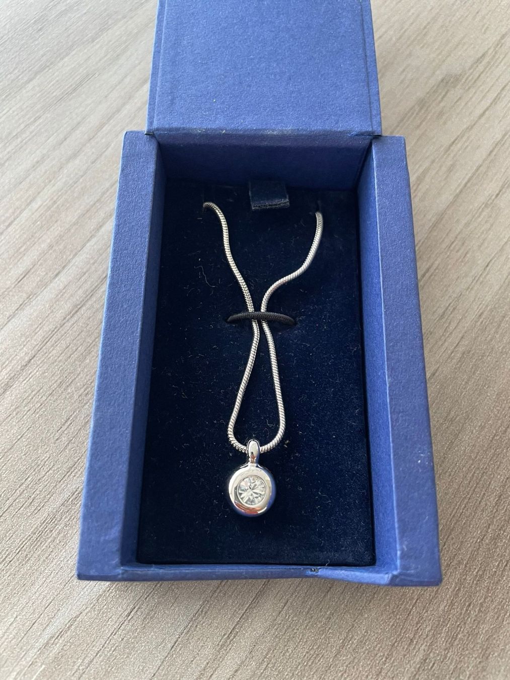 Swarovski Catenine: Halskette - Swarovski - Neu - Originalverpackung – Nuovo e nell'imballaggio originale da Oberentfelden venduto da angelheart71