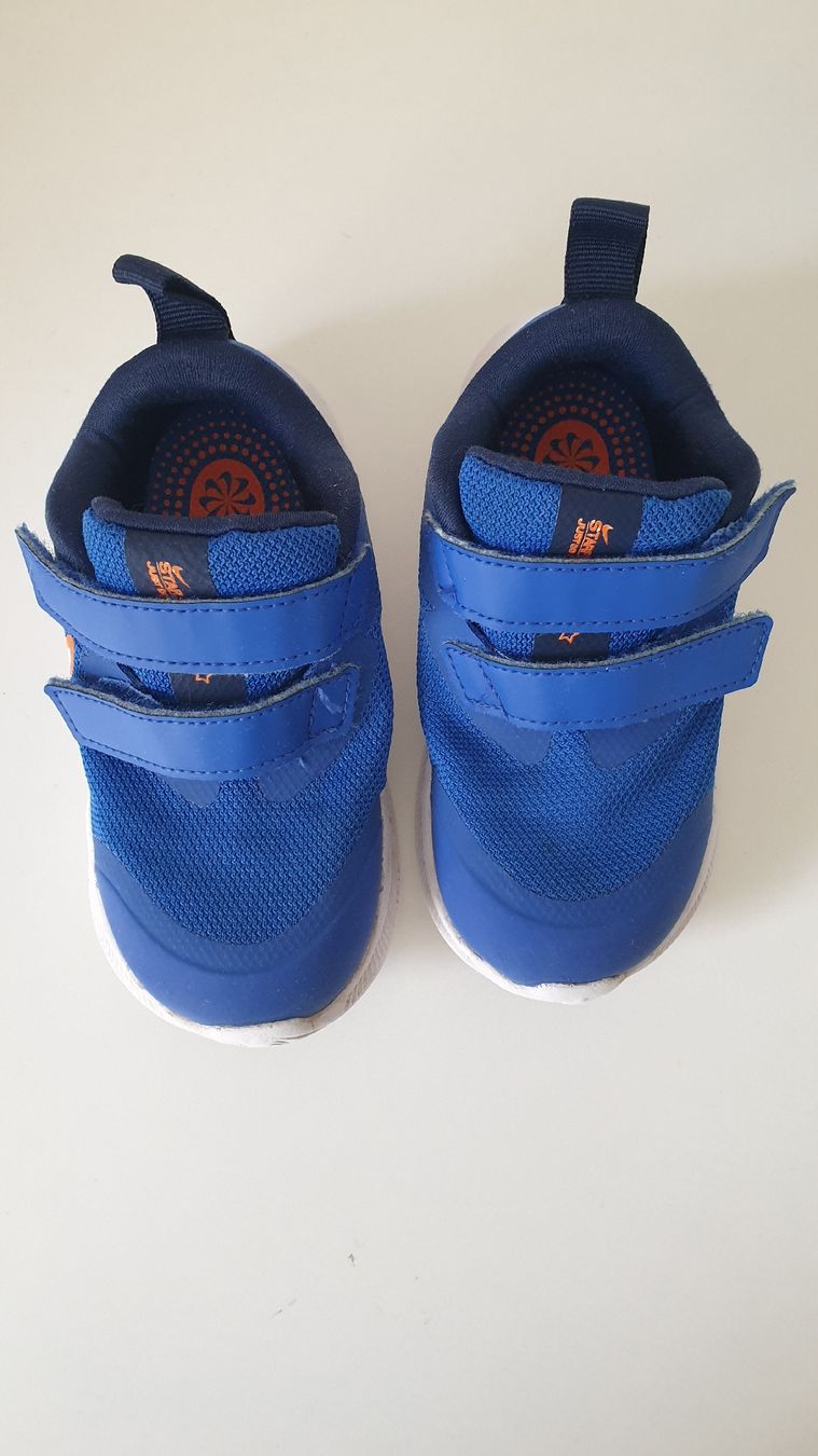 Nike Schuhe für Jungen: Basket Nike 23.5 – Gebraucht aus La Neuveville von Sarfe 1