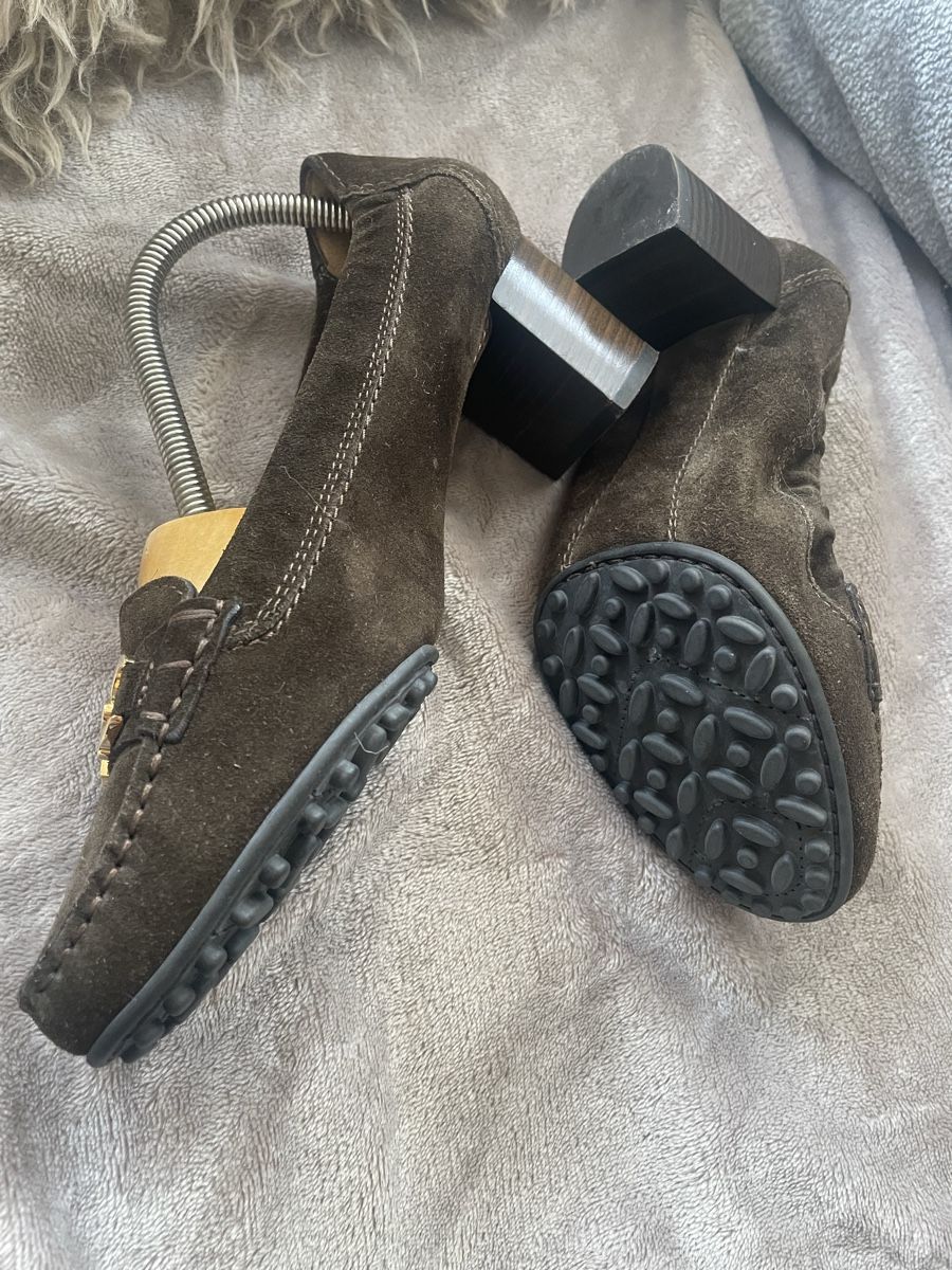 Salvatore Ferragamo Damenschuhe: Wunderschöne Wildlederschuhe von Ferragamo – Neu (gemäss Beschreibung) aus Zürich von Caracol1998 1
