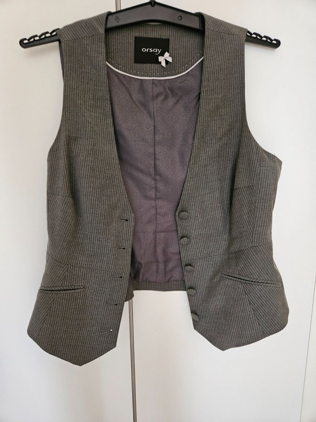Orsay Gilet & Giacche senza maniche: Gilet – Usato da Chavannes-près-Renens venduto da Trent2010