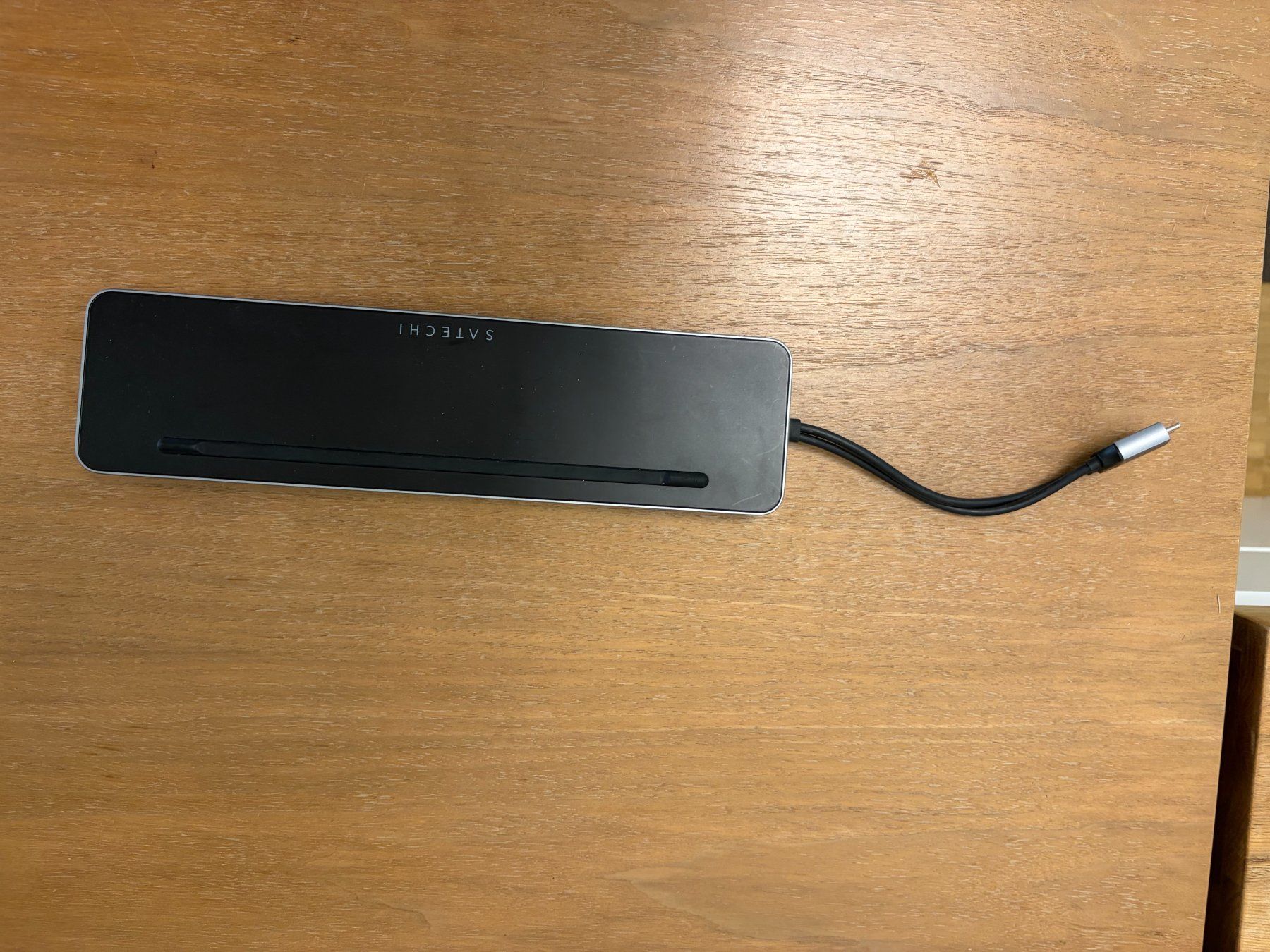 Satechi Dockingstation: Satechi Dual Dock Stand – Gebraucht aus Zürich von zamiduri 1