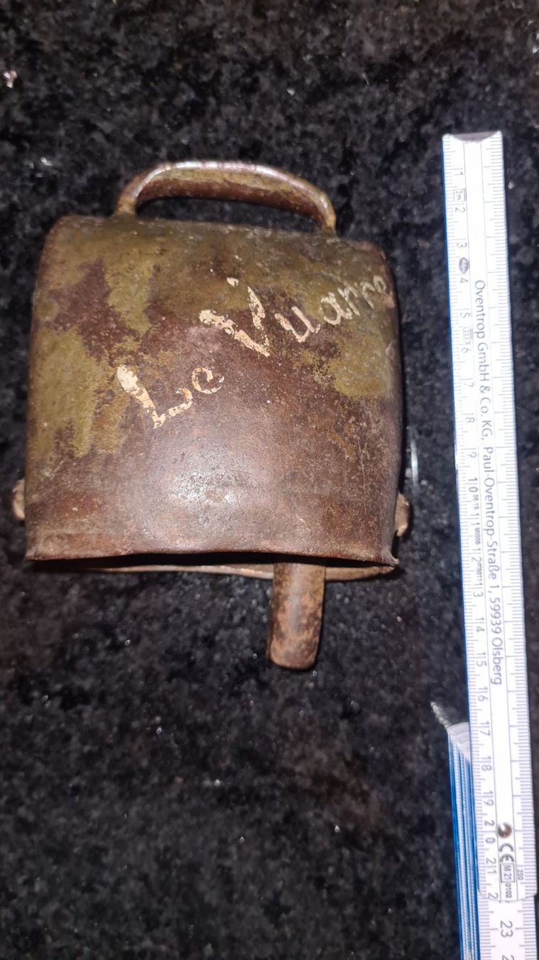 Campanacci mucche: Antike Glocke – Usato da Hauptwil venduto da Schwertfisch24