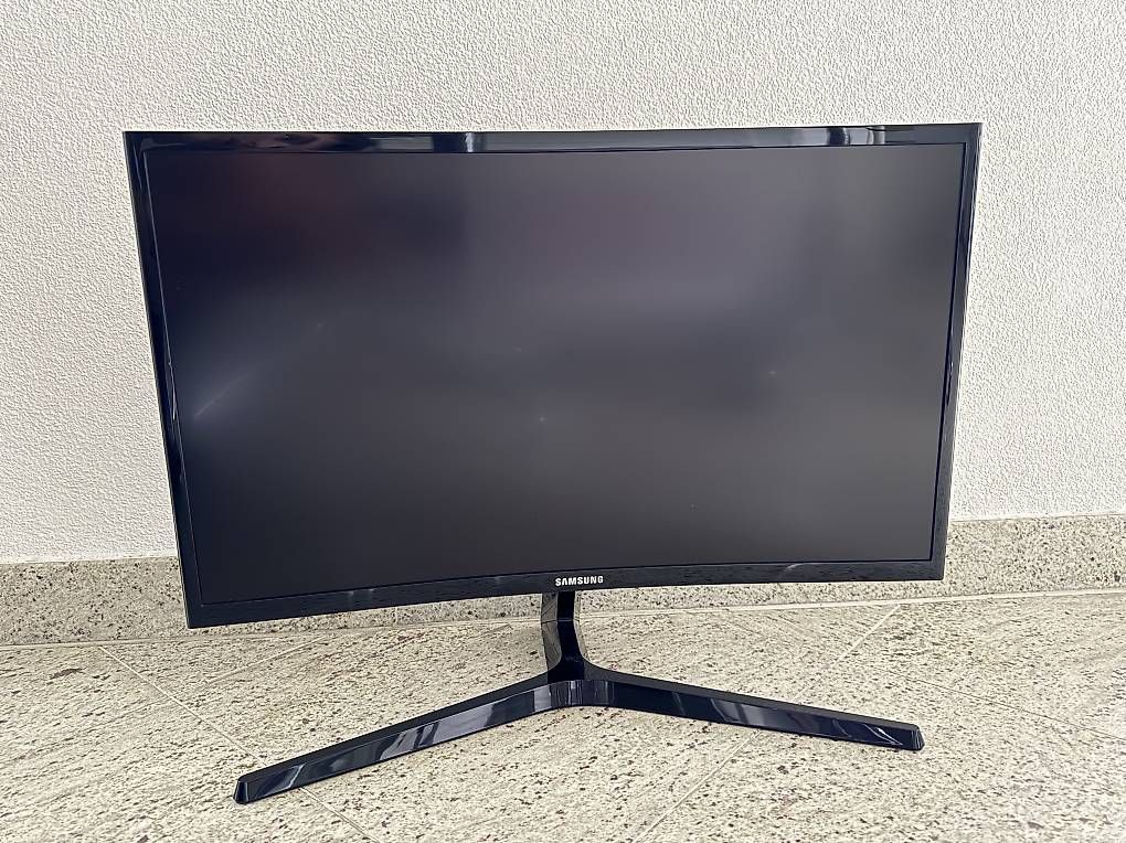Samsung Ecrans: Monitor Samsung – D'occasion à Claro par mat_5tfs