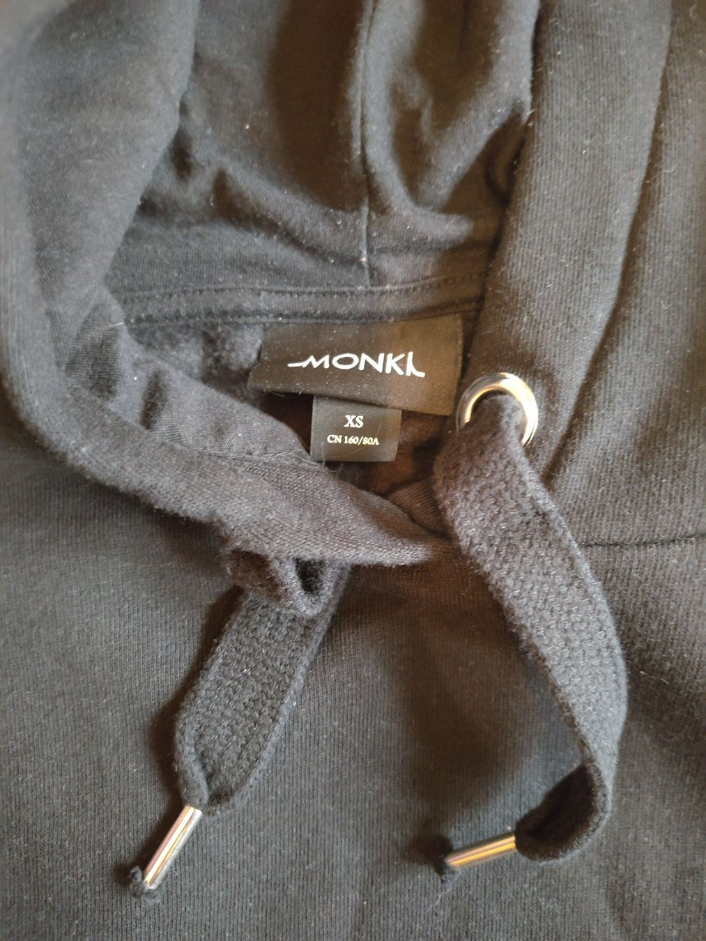 Monki Pullover & Sweatshirts: Hoodie – Gebraucht aus Bern von Linii 2