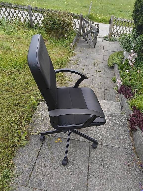 Stühle: Bürostuhl schwarz – Gebraucht aus Wolfhalden von Snaegi